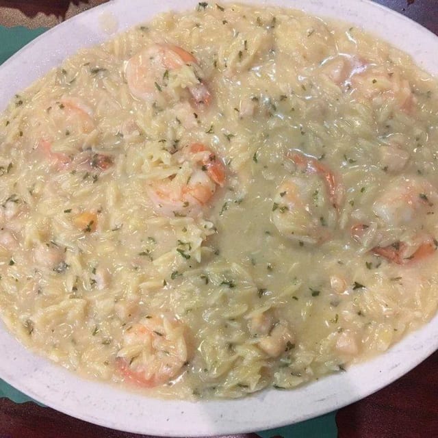 Scallops and Shrimp Con Vino.